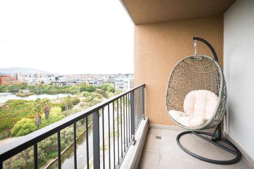 Waters Edge Self Catering Apartment — 4-Star Luxury Hotel in Cape Town, South Africa