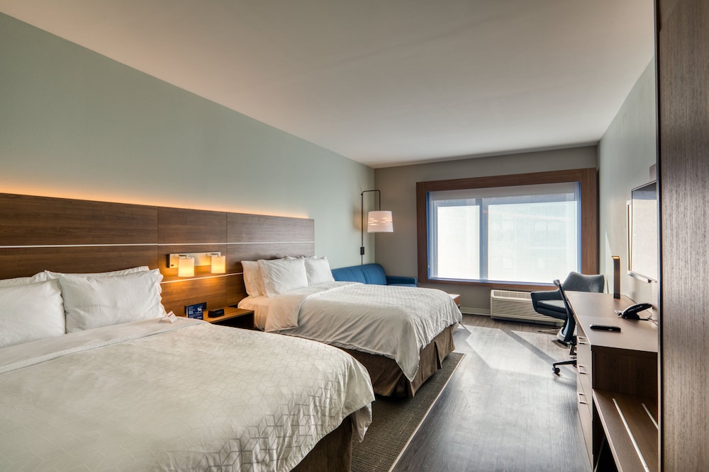 Holiday Inn Express & Suites Charlotte South End by IHG - photo 13