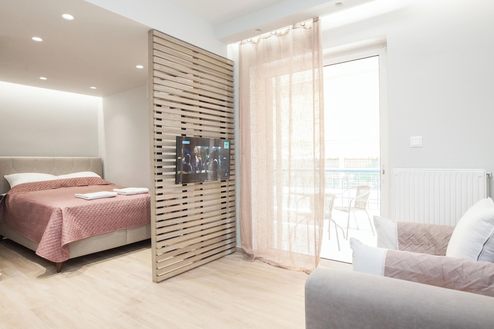 Petralona Gem Hotel Style Studio Balcony — Athens