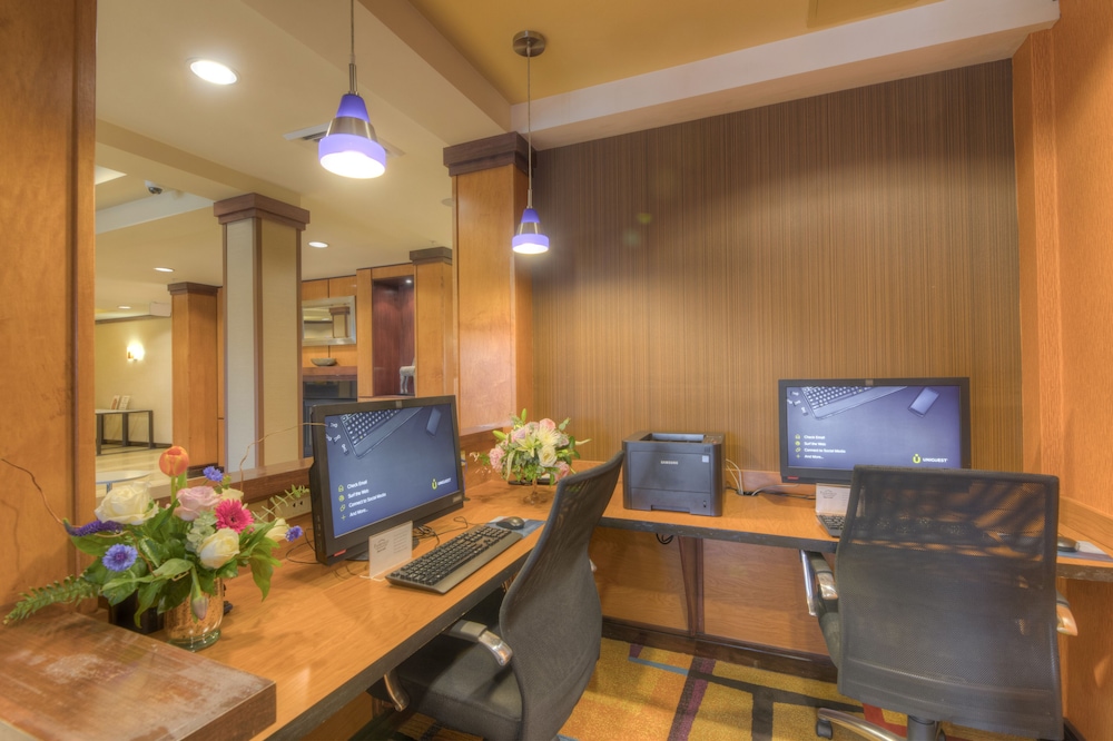 Fairfield Inn & Suites by Marriott Laramie - photo 34