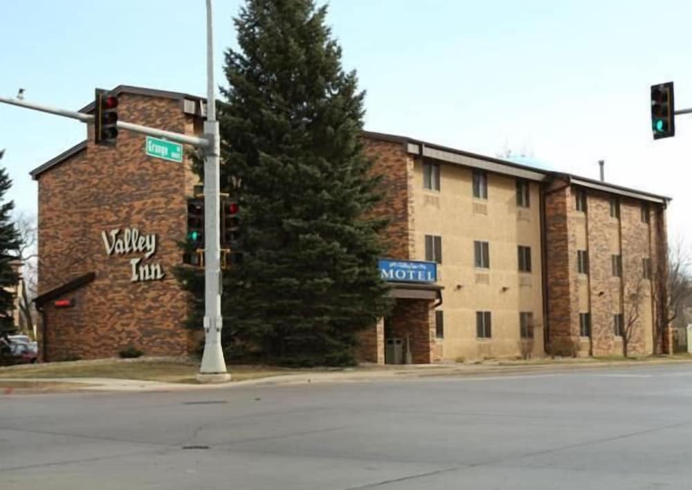Valley Inn - carbon neutral hotel in Sioux Falls