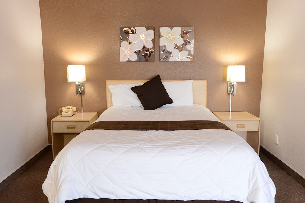 Burlington Inn - photo 3