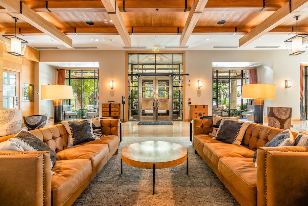 Bellevue Club Hotel - photo 2