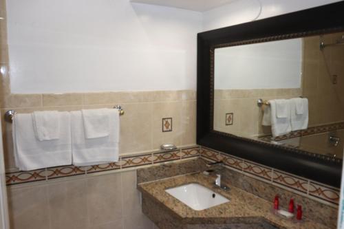 El Dorado Motel - photo 32
