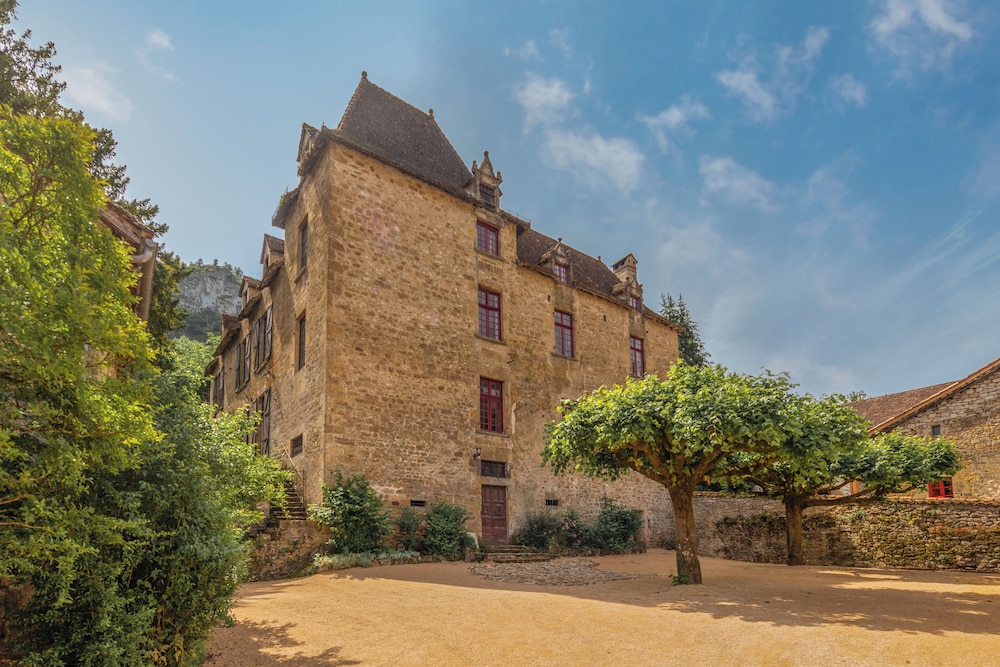 Manoir de Laroque Delprat — hotel in Saint-Cere