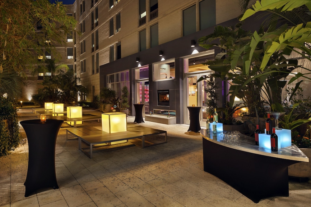 Aloft Jacksonville Tapestry Park - photo 27