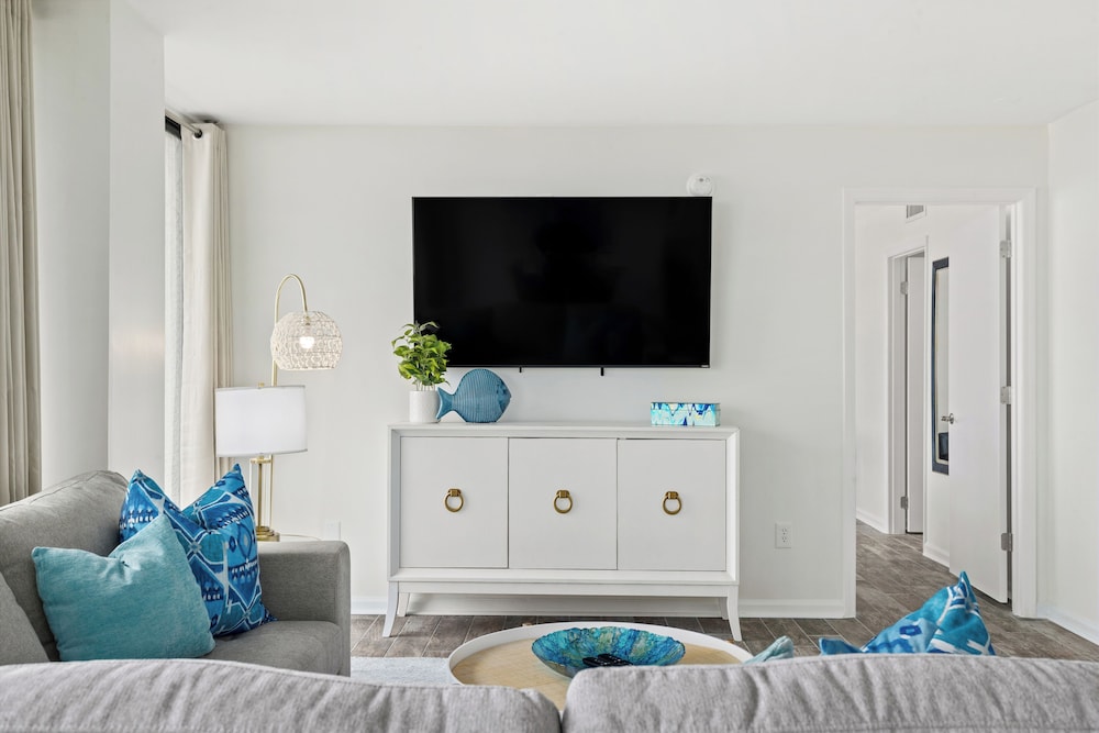 Sandpiper Beacon Beach Resort - photo 262