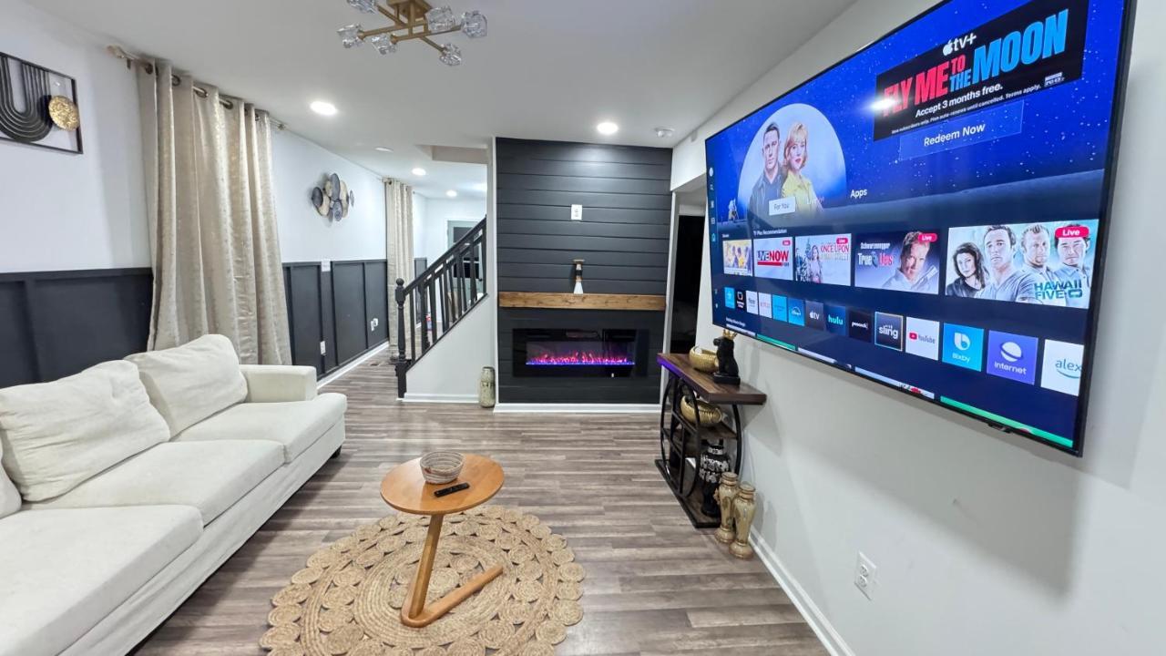 Dc Edge Stunning Three Bedroom House 21537157 — Capitol Heights
