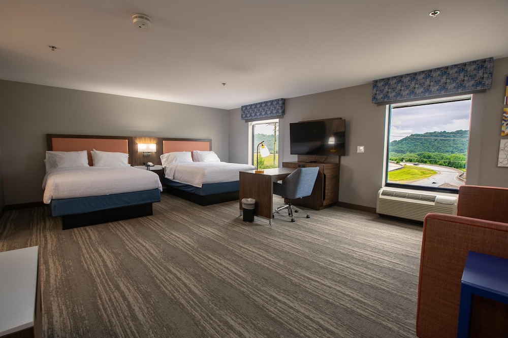Hampton Inn & Suites Wilder - photo 14