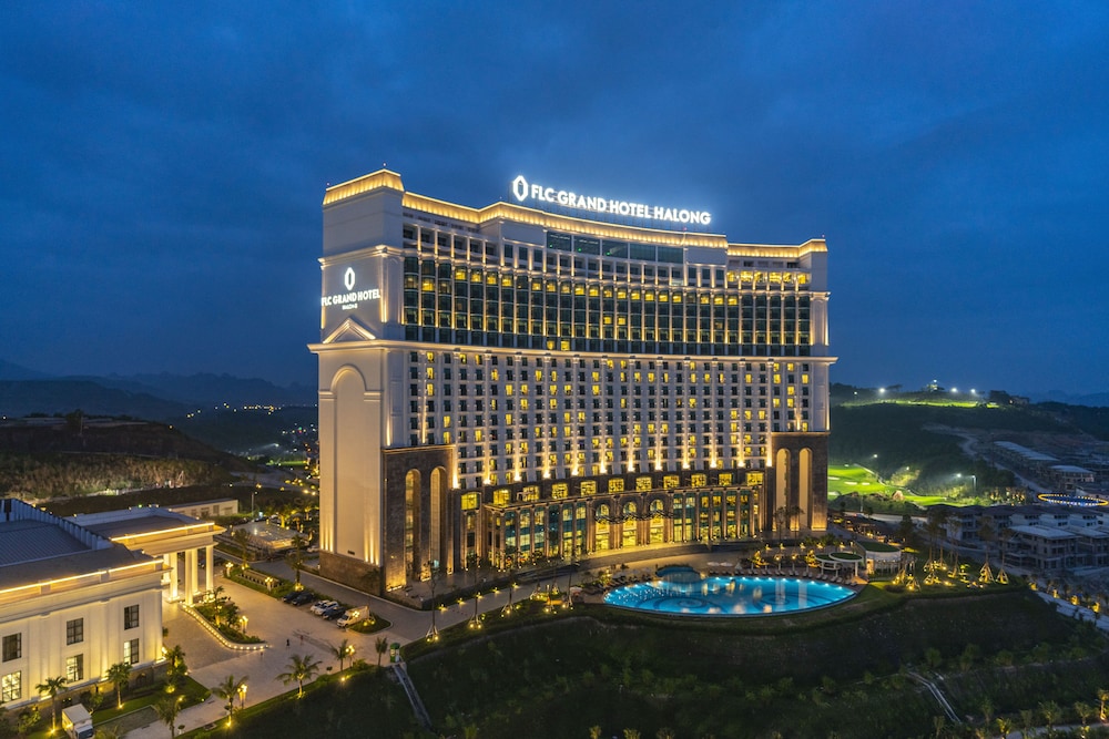 FLC Halong Bay Golf Club & Luxury Resort — 5-Star Luxury Hotel in Ha Long, Vietnam
