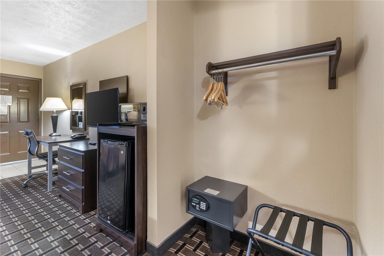 SureStay Hotel by Best Western Summersville - photo 14