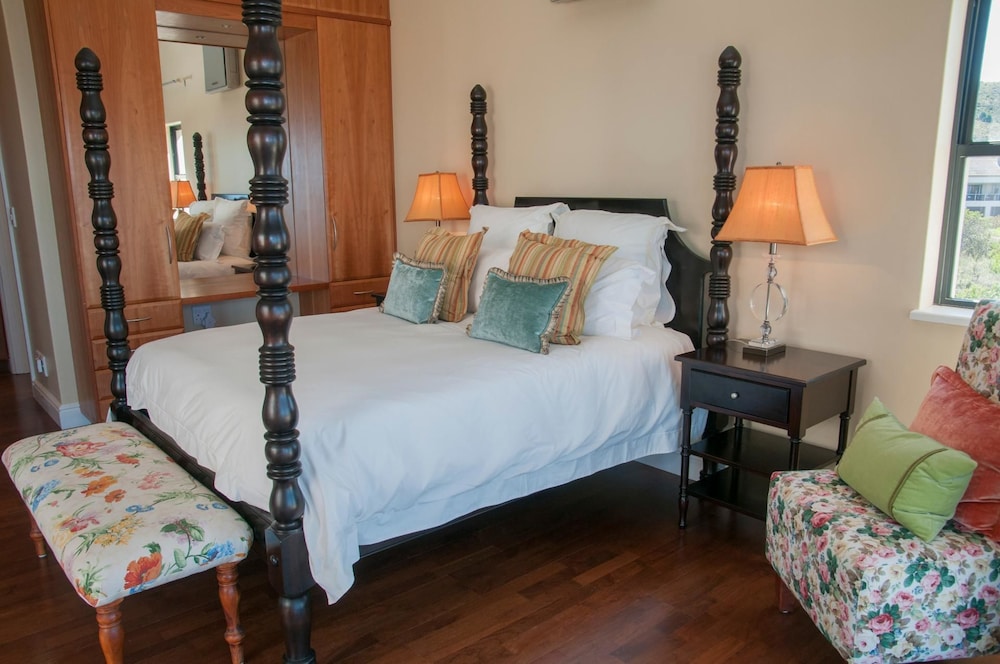 4 Spinnaker — 4-Star Luxury Hotel in Knysna, South Africa