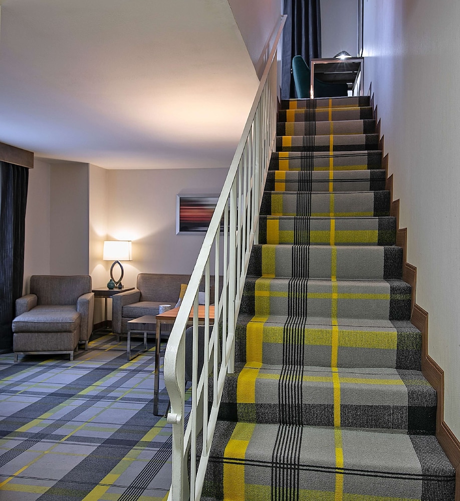 The Wayfarer San Luis Obispo Tapestry Collection by Hilton - photo 23