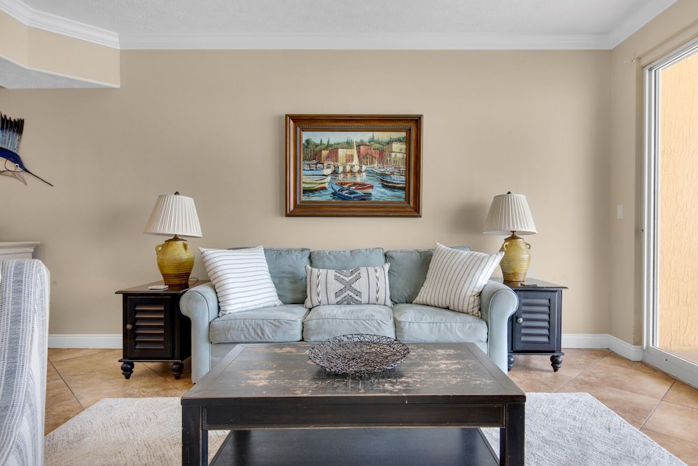 Treasure Island 0209 - photo 13