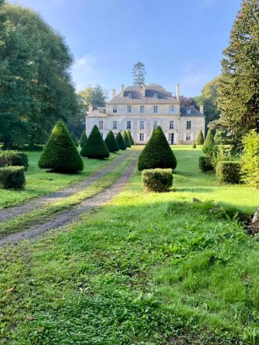 Chateau de Goville - carbon neutral hotel in Carentan