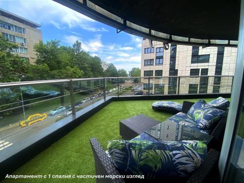 Luxury Apartment Burgas — 4-Star Luxury Hotel in Burgas, Bulgaria