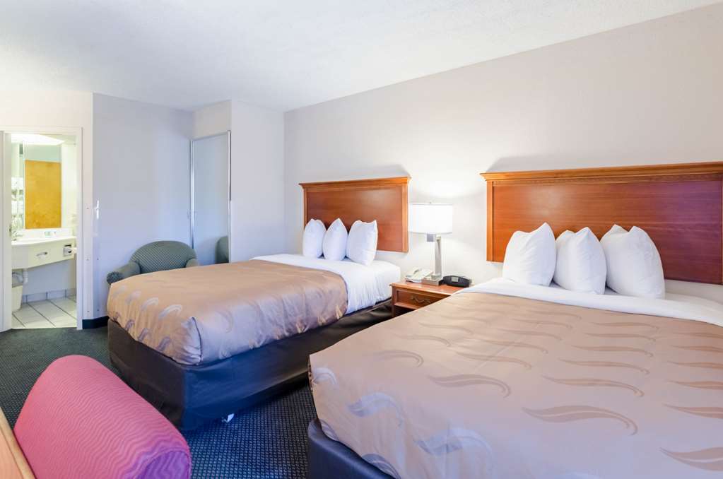 Quality Inn Lynchburg near University - photo 10