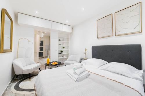 Studio Confortable Proche Metro Saint Mande — hotel in Saint-Mande