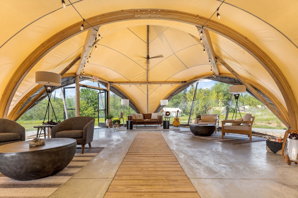 Under Canvas Acadia — Surry — photo 3