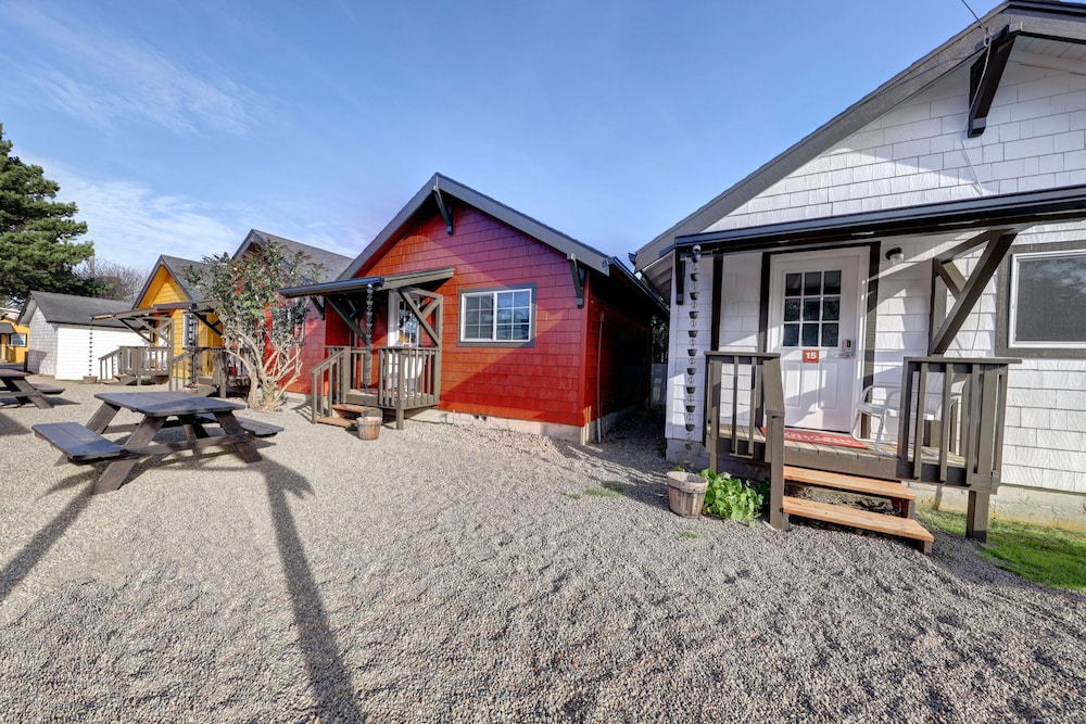 Seaview Motel & Cottages - photo 48