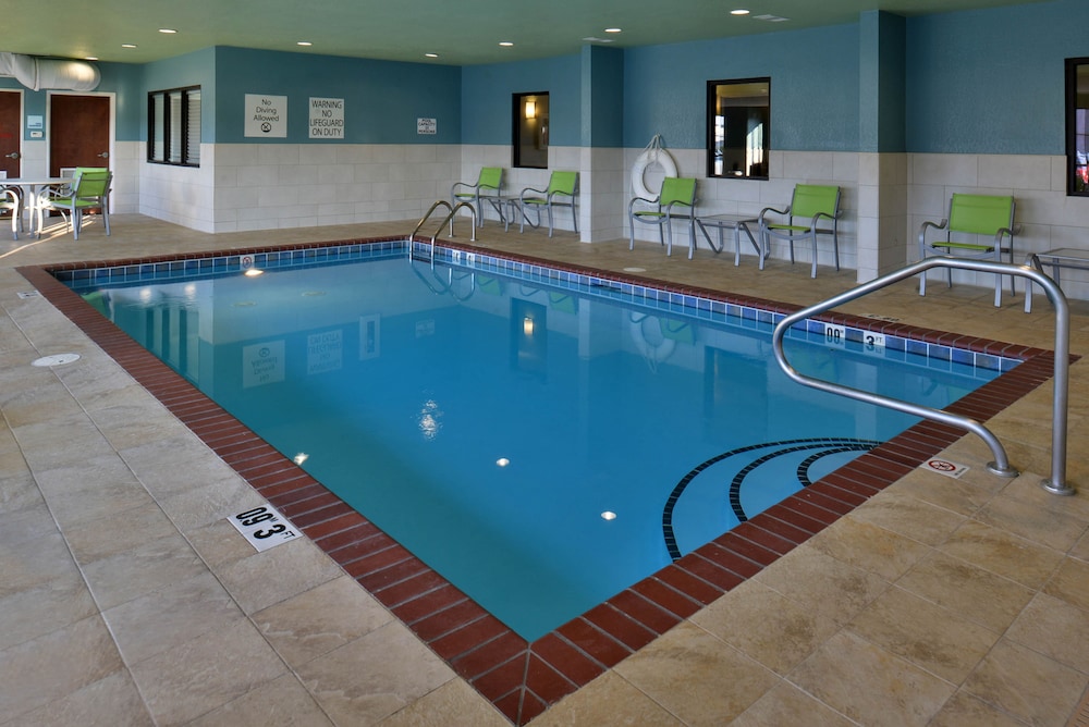 Holiday Inn Express & Suites Lonoke I 40 Exit 175 - photo 22