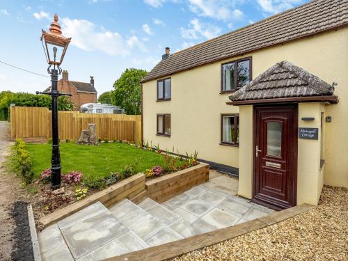 Huntspill Cottage — 4-Star Luxury Hotel in Holbeach, United Kingdom