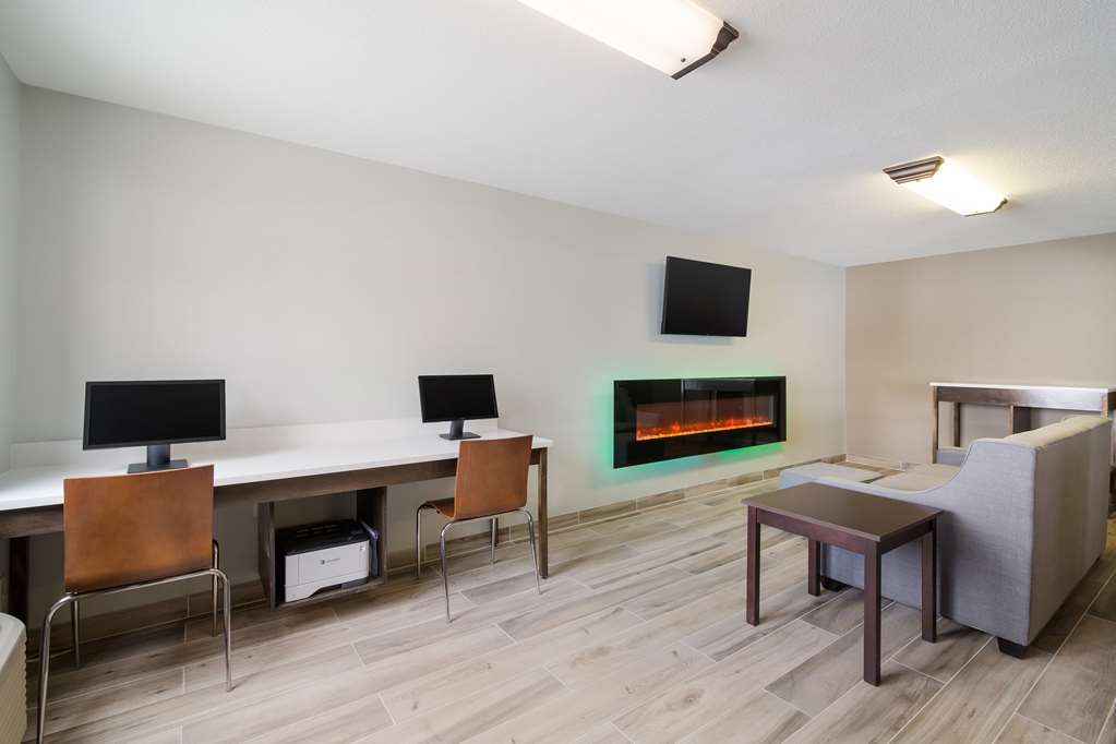 Econo Lodge Williston - photo 23