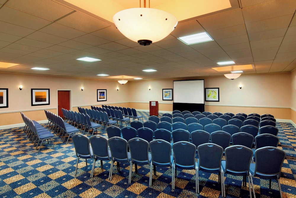 Four Points by Sheraton Bakersfield - photo 27