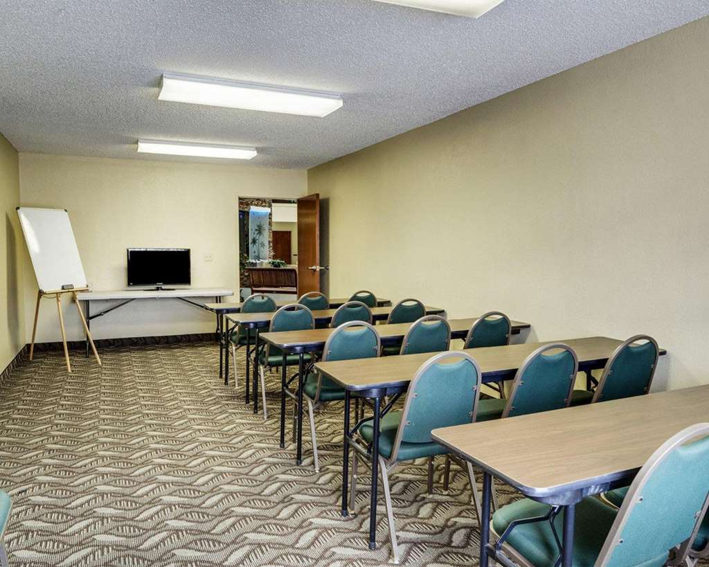 Quality Suites Baton Rouge East Denham Springs - photo 64