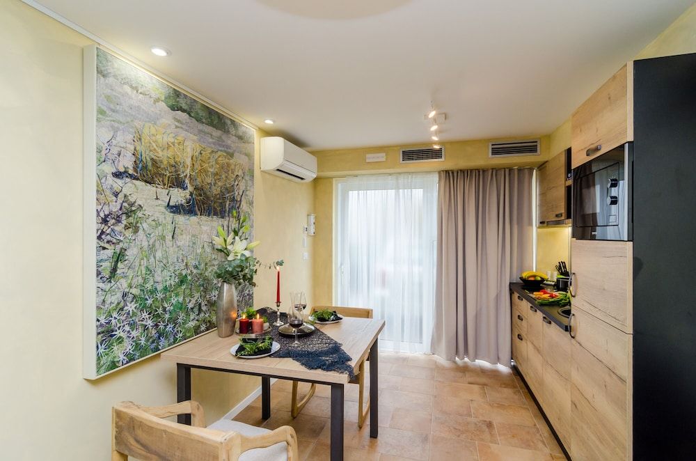 Apartment City Getaway