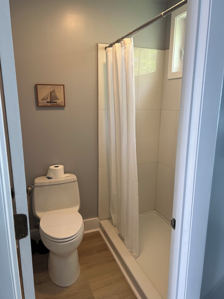The High Tide Inn - photo 129