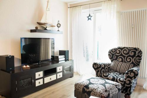 Villa Hansa App 2 2 SZ 2 Bäder Terrasse by Unsere Urlaubszeit — 4-Star Luxury Hotel in Ostseebad Binz, Germany