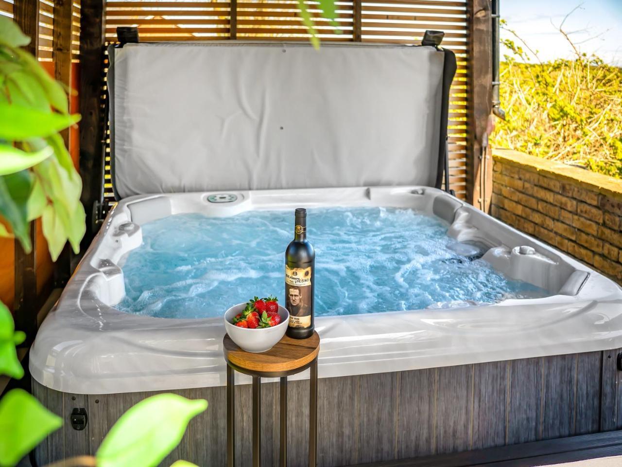 Valhallah Cottage Retreat — 4-Star Luxury Hotel in Morpeth, United Kingdom