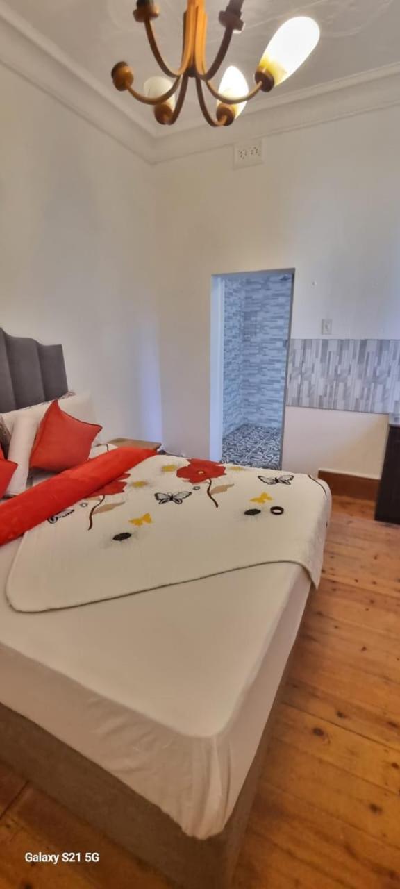 Neo & ruks guest house Boston
