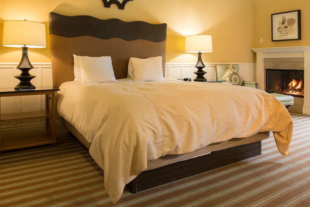 Lighthouse Lodge And Cottages - photo 17