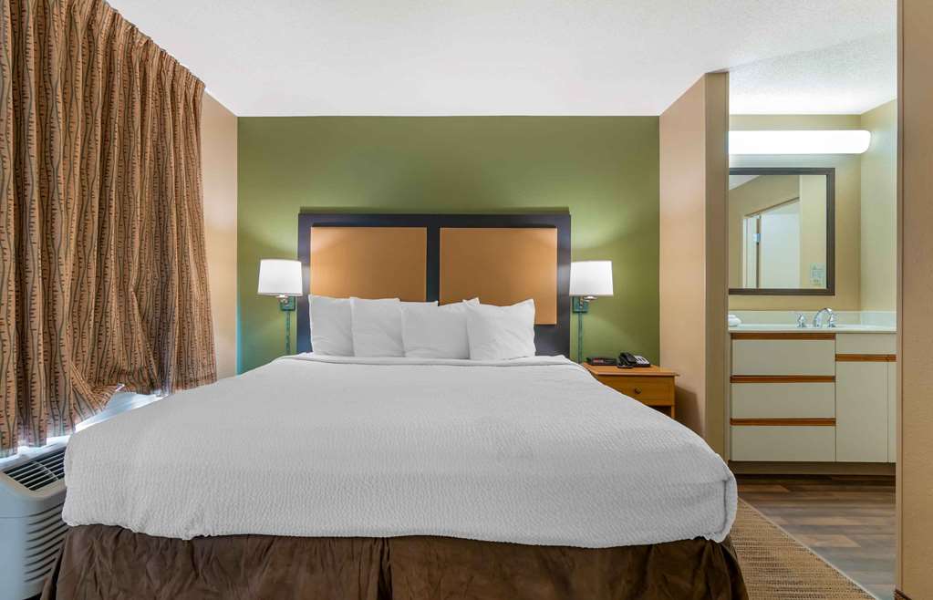 Extended Stay America Suites Kansas City Overland Pk Nall Av - photo 36