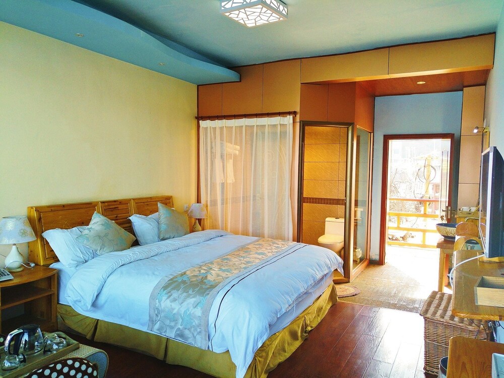 Sunshine - carbon neutral hotel in Lijiang