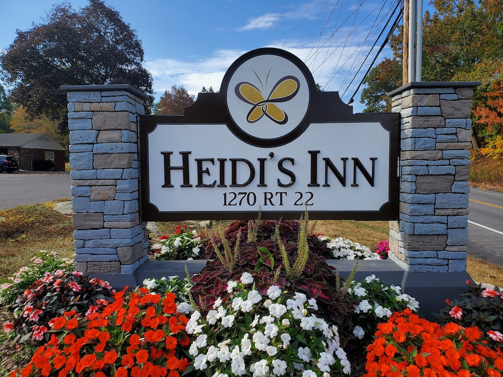 Heidi's Inn - photo 61