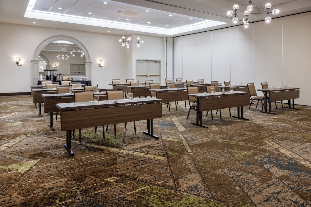 Holiday Inn Philadelphia South Swedesboro by IHG - photo 57