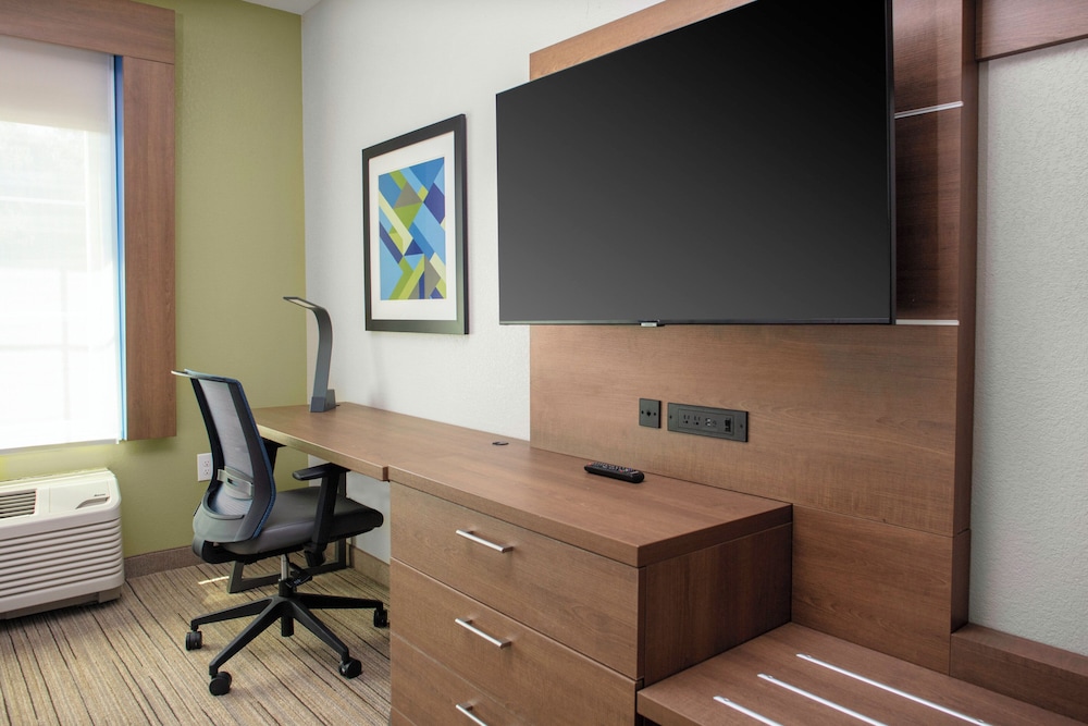 Holiday Inn Express Wells Ogunquit Kennebunk by IHG - photo 11