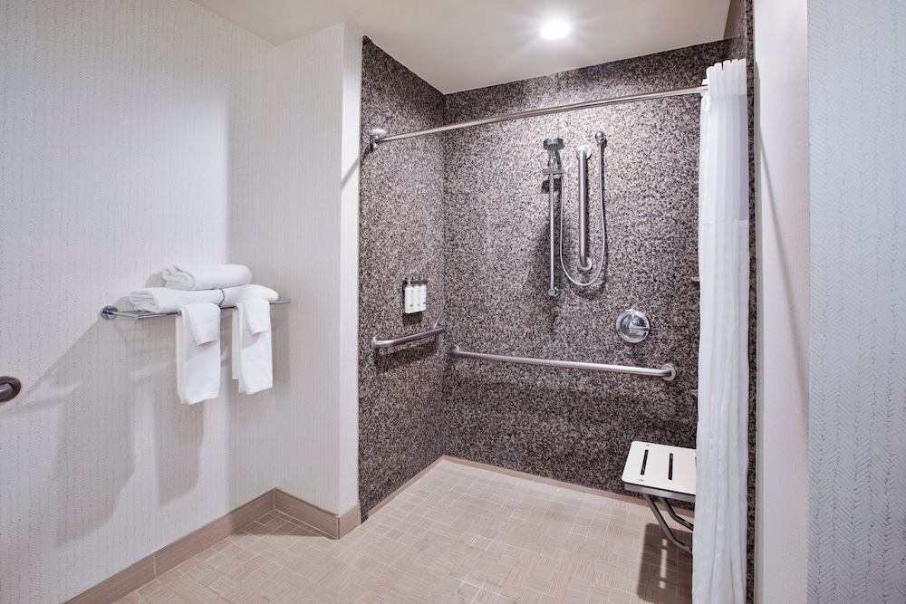 Holiday Inn Ontario Airport by IHG - photo 15
