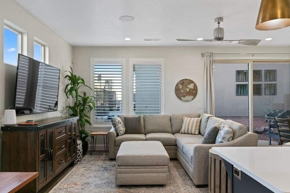 Suncliff Retreat — 4-Star Luxury Hotel in Saint George, United States