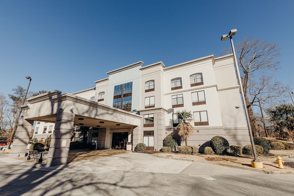Holiday Inn Express Atlanta NE I 85 Clairmont by IHG - photo 30