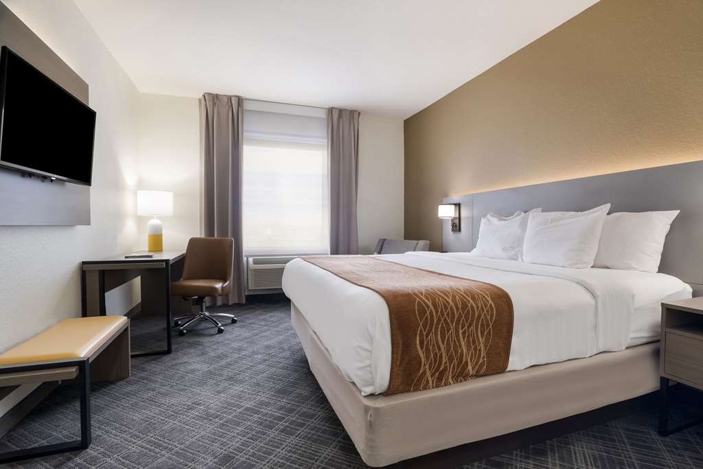 Comfort Inn & Suites Victoria North - photo 13