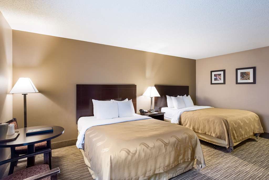 Quality Inn I 70 Near Kansas Speedway - photo 21