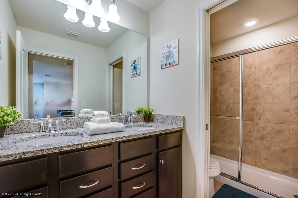 H8875 Ultimate Brand new 8bedroom 6bathroom Resort - photo 57