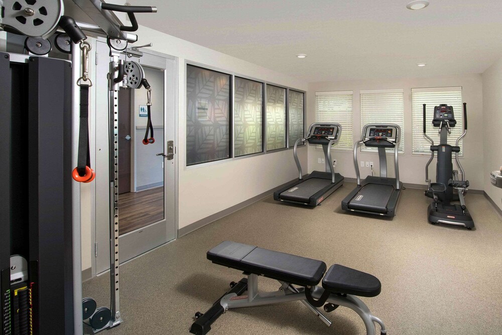 WoodSpring Suites Cherry Hill - photo 11