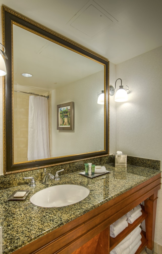 DoubleTree Raleigh Durham Airport at Research Triangle Park - photo 25