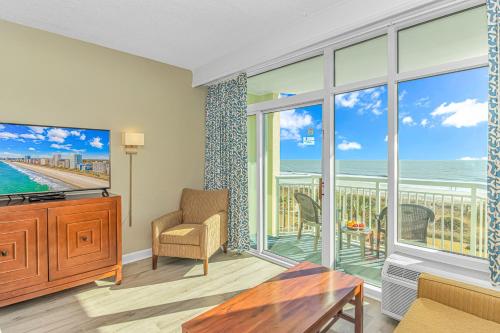 Oceanfront Studio With Massive Indoor Waterpark Water Slides and More Dunes Village Resort 347 — 4-Star Luxury Hotel in Myrtle Beach, United States