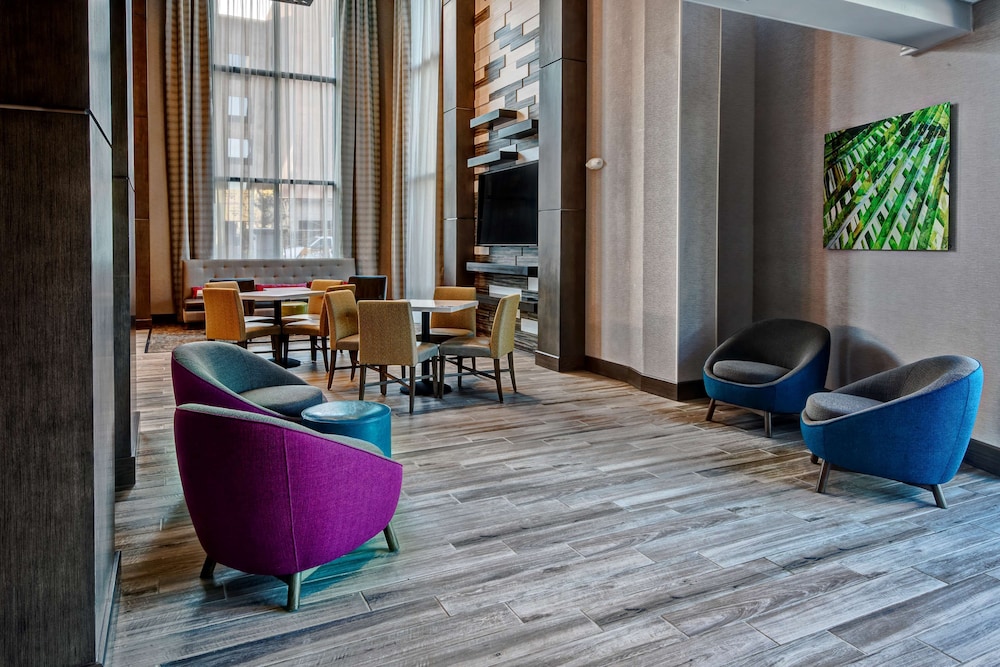 Hampton Inn & Suites San Jose Airport - photo 19